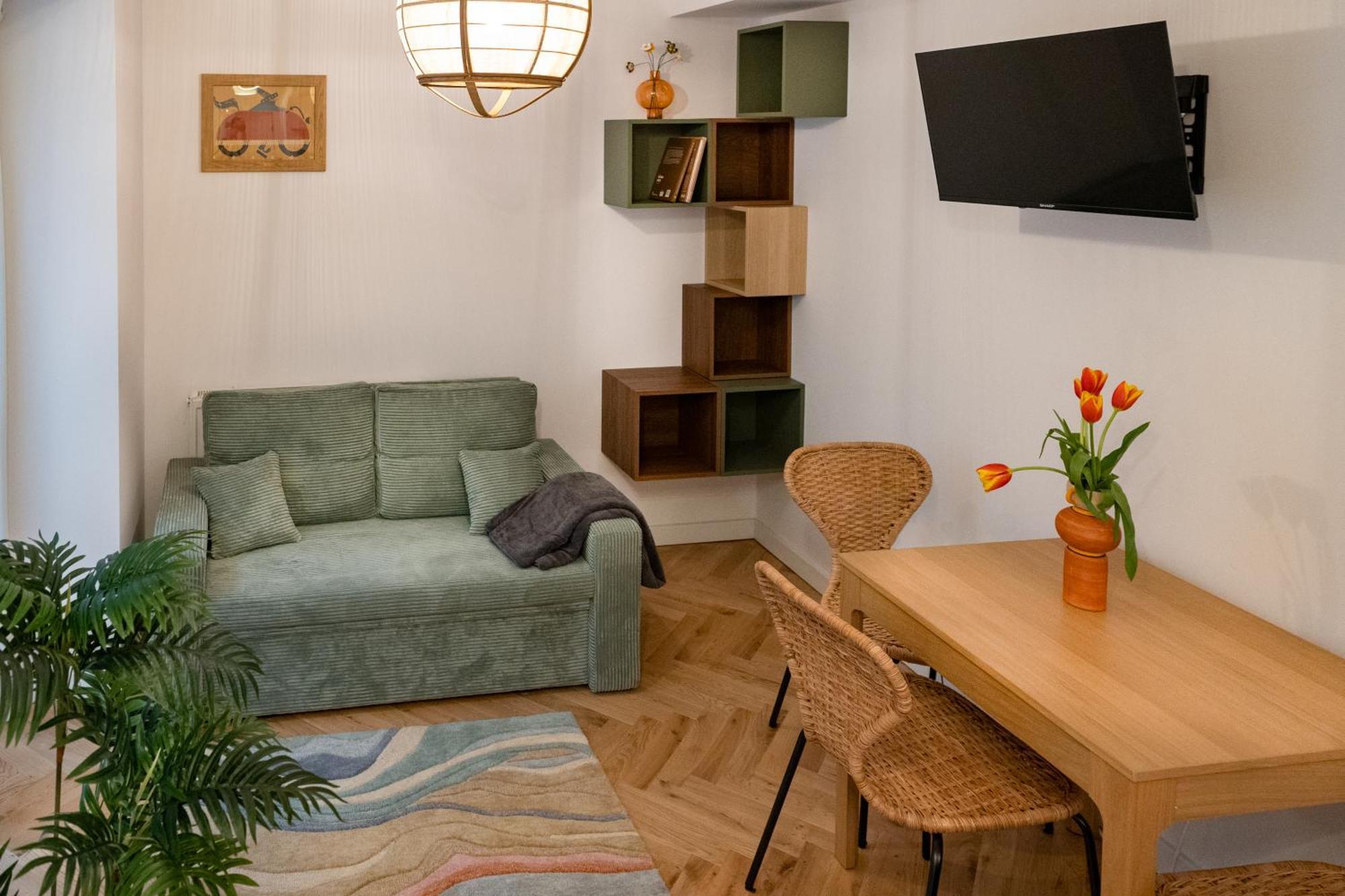 Tyzenhauz Apartments Siemiradzkiego Street Krakow Ngoại thất bức ảnh