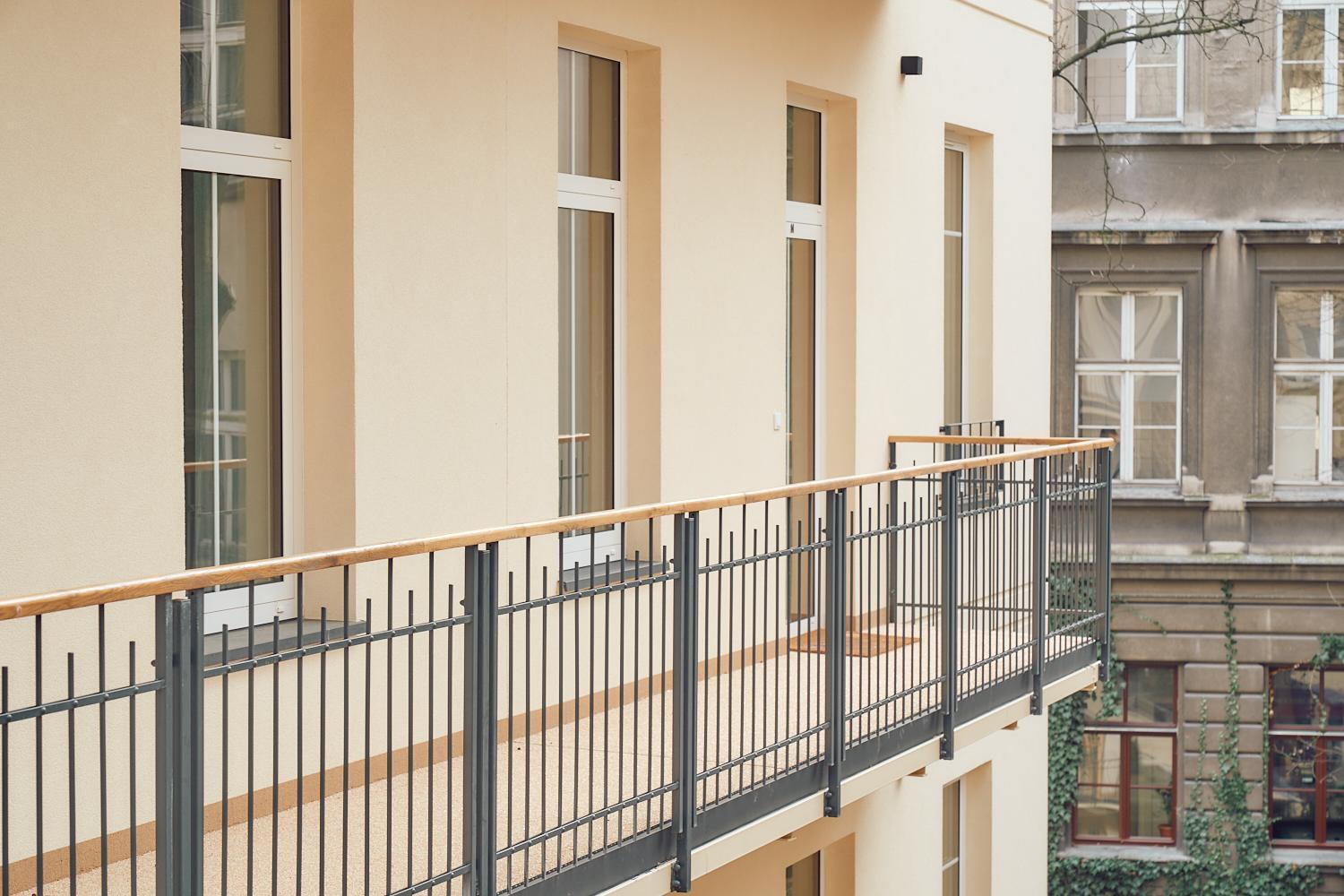 Tyzenhauz Apartments Siemiradzkiego Street Krakow Ngoại thất bức ảnh