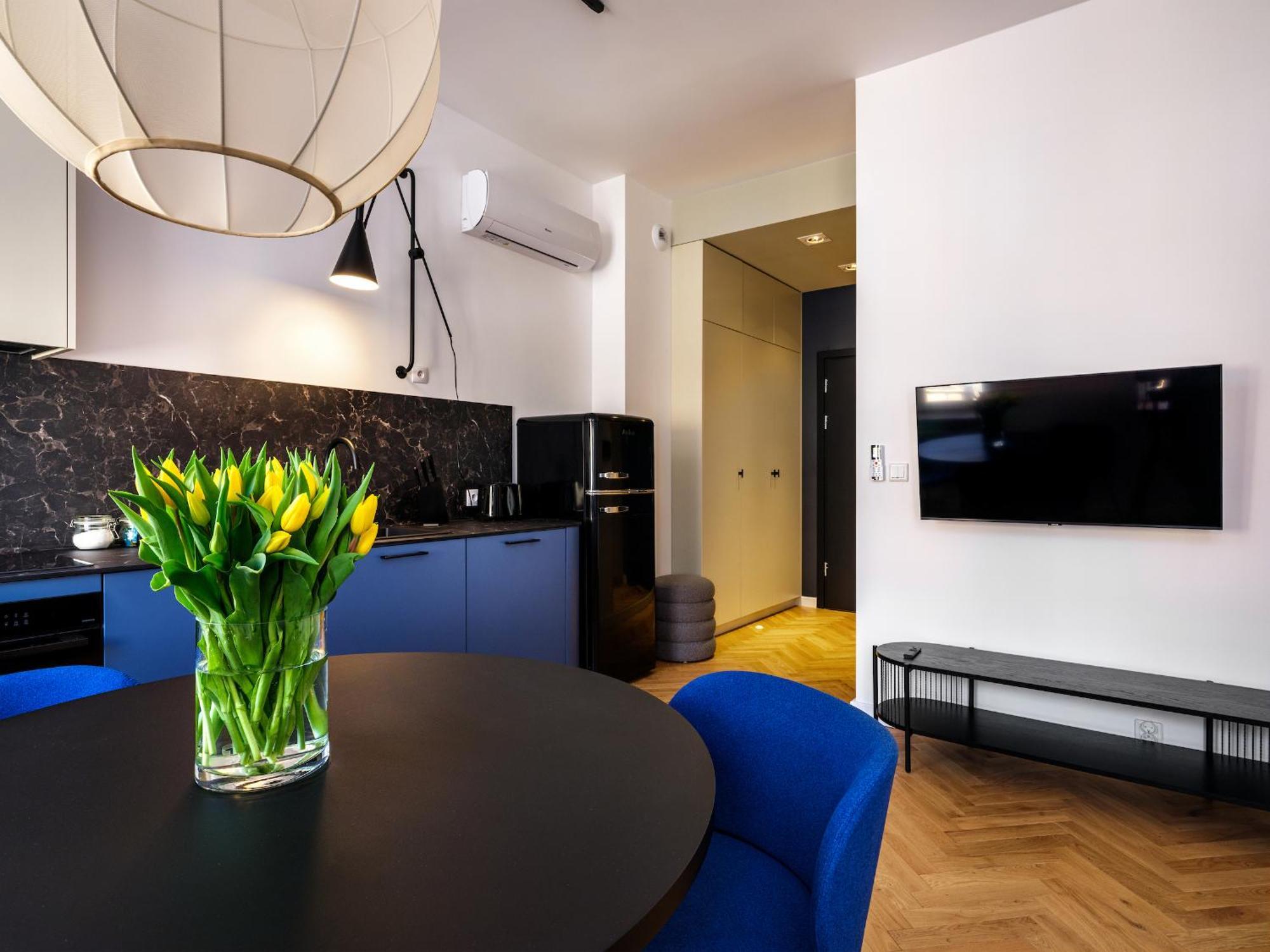 Tyzenhauz Apartments Siemiradzkiego Street Krakow Ngoại thất bức ảnh